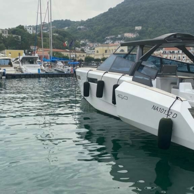 Evo Yacht R4 43 Open