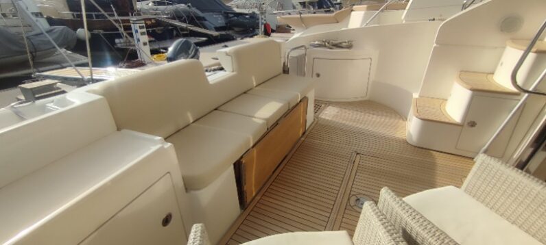 Azimut 43 Flybridge