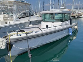 Yacht usati di lusso in vendita