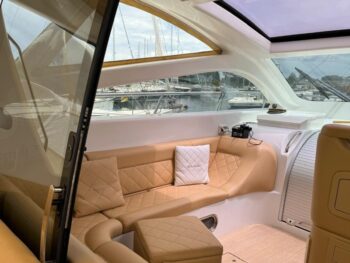 Yacht usati di lusso in vendita
