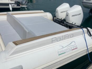 Yacht usati di lusso in vendita