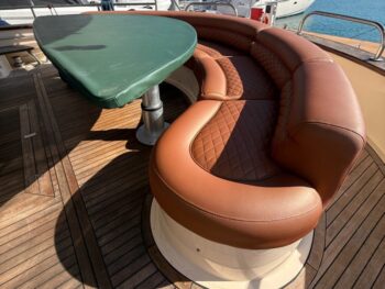 Yacht usati di lusso in vendita