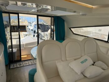 Yacht usati di lusso in vendita