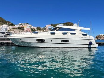 Yacht usati di lusso in vendita
