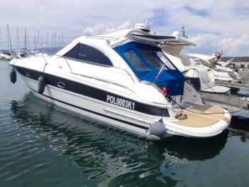 Yacht usati di lusso in vendita